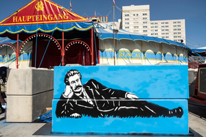  A Johann Strauss lying relaxed in front of the main entrance 