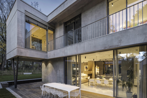  The building shell of Liapor infra-lightweight concrete combines supporting structure and insulation to form a monolithic system 