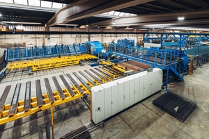  Fig. 2: The M-System PowerMesh welding plant produces large quantities of custom mesh with flexible spacings and bend patterns, increasing both speed and production capacity 