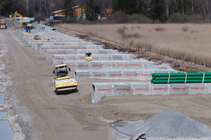  Fig. 4: The reinforced concrete elements are 2 m wide and 1.60 m high. The positioning of the culverts is in alignment with the concrete plug column grid  