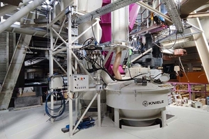  At the heart of the new plant are two Kniele KKM1000/1500 cone mixers 