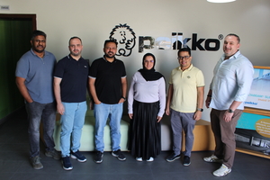  The management team at Peikko Gulf (from right to left): Radovan Endel (General Manager), Allan Robillos (Design Manager), Sumaya Belyazid (HR Manager), Rizwan Ali (CFO), Mohammad Khallah (Customer Service), and Giri Prasanth (Operations Manager) 