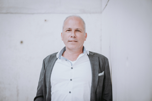  Dr.-Ing. Oliver HeppesCarbon360 GmbHdocument.write('' + 'o.heppes' + '@' + 'carbon360' + '.' + 'de' + ''); 