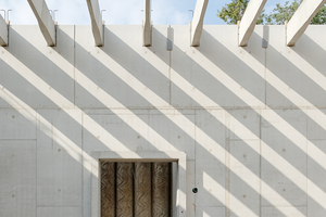  Fig. 1: Prestressed carbon concrete girders  