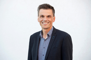  Dr.-Ing. Stephan AndersDeutsche Gesellschaft für Nachhaltiges Bauen - DGNB e. V.document.write('' + 'S.Anders' + '@' + 'dgnb' + '.' + 'de' + ''); 