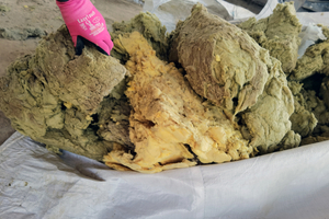  Mineral wool waste before processing 