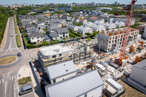  Abb. 6: Baustelle während der Rohbauphase mit installiertem Portalsystem für den 3D-Betondruck  