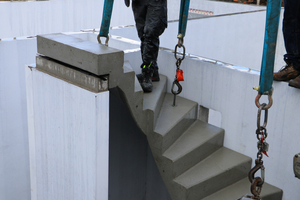  Alle Bauteile werden trocken auf die Baustelle geliefert und in wenigen Stunden montiert, auch die Treppen 