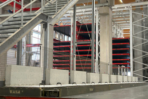  Im GaLa-Bau kommen unter anderem Mauerscheiben bzw. Stützwinkel zum Einsatz, die als hochwertige, vorgefertigte Betonfertigteile im Werk von Birkenmeier hergestellt werden 