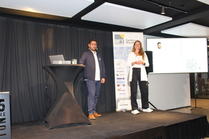  Moderator Karla Knitter (Deputy Editor-in-Chief of BFT International) welcomed the first speaker, Timo Häfner 