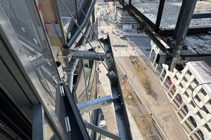  Fig. 6: An inclined base plate is attached to the bracket and supports the concrete element. The stainless steel rods attached to the struts act as tension cables and transfer the shear forces  