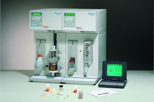  Fig. 4 Pascal porosimeter. The vertical feed (right) during pressure-controlled degassing above the vapor saturation pressure enables porosimetric measurements on pre-wetted materials.  