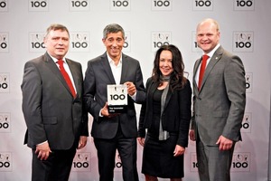  Preisträger und Preisverleiher (v.l.n.r.): Richard Wachter (Geschäftsführer, Halfen GmbH), Ranga Yogeshwar (Mentor „Top 100“), Angelika Richter (Manager Marketing Communication, Halfen), Raimo Füllsack-Köditz (Innovation and ­Sustainability Officer, Halfen)  