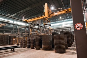  Fig. 6 Automated joint ring storage and retrieval at the Hanson plant. 