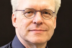  Univ.-Prof. Dr.-Ing. Dr.-Ing. E.h. Manfred Curbach; Technische Universität Dresdendocument.write('' + 'manfred.curbach' + '@' + 'tu-dresden' + '.' + 'de' + '');Geboren 1956; 1977 bis 1982 Studium des Bauingenieurwesens an der Universität Dortmund; 1982 bis 1983 Wissenschaftlicher Mitarbeiter an der Universität Dortmund; 1984 bis 1988 Wissenschaftlicher Mitarbeiter an der Universität Karlsruhe (TH); 1987 Promotion an der Universität Karlsruhe (TH); 1988 bis 1994 Projektleiter im Ingenieurbüro Köhler+Seitz, Nürnberg; seit 1994 Universitäts-Professor (C4), Inhaber des Lehrstuhls für Massivbau der TU Dresden und Direktor des Instituts für Massivbau; seit 1999 Mitglied im wissenschaftlichen Beirat der Zeitschrift Beton- und Stahlbetonbau; 2000 bis 2002 Fachgutachter der DFG; 2002 bis 2008 Mitglied des Senats der DFG; 2003 bis 2008 Vorstandsvorsitzender der VDI-Gesellschaft Bautechnik 