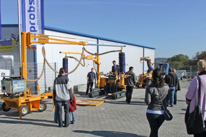  During the open-day event, demonstrations of large pieces of Probst equipment attracted many interested visitors 