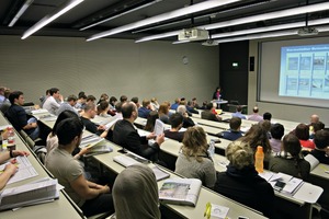  Hörsaal 11 im Gebäude L5/06 der Technischen Universität Darmstadt 