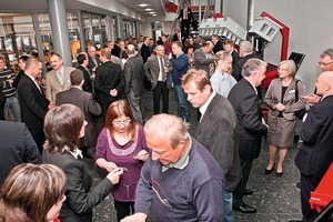  Fig. 1 Many guests were welcomed to the 20th anniversary of Kobra Formen GmbH.  