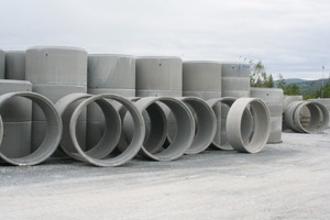  Fig. 8 a to c Precast elements manufactured on Vihy Multicast 150 at yard of  Midt-Norsk Betong in Verdal. 