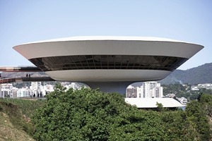  The recent history of Brazilian architecture is marked by the concrete buildings designed by Oscar Niemeyer: Museum of Contemporary Art (MAC) in Rio de Janeiro-Niteroi 
