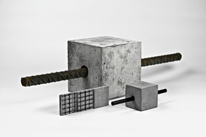  1Comparing reinforced concrete (rear) and carbon concrete (front) 