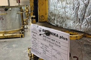  At Betonika Plus 32 steel molds are available for daily ­production of as many manhole bases 