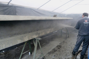  → 2 Application of the shotcrete layer to the test girder 