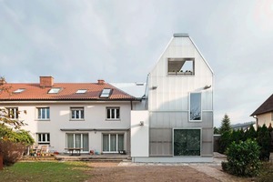  Erweiterungsbau eines Einfamilienhauses in Freiburg: Luftkollektor aus Polycarbonatplatten auf Mauerwerk aus Leichtbeton 