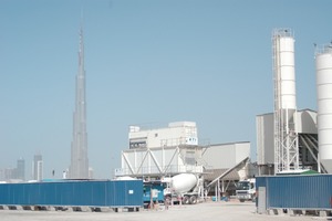  Fig. 1 Concrete cooling system from KTI in front of Burj Khalifa. 