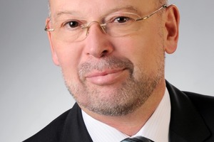  Abb. 2 Dipl.-Ing. Georg Flassenberg ist neuer Geschäftsführer des Bundesverbandes und der Forschungsvereinigung Porenbeton. 