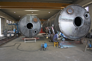  Euromecc is manufacturing mixing plants, silos and belt conveyors for the concrete industry 