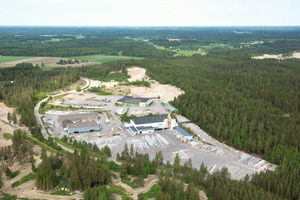  Das Produktionswerk von Lemminkäinen in Orimattila, Finnland, ist das erste Werk der Unternehmensgruppe, in dem die neuartige Peri Pave IT-Technologie installiert wurde  