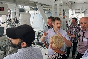  Research to touch: The visitors learned about the various fields of activity of Cerib on the tours across the premises of the institute 