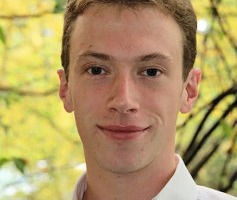  Dipl.-Ing. Michael Weber; Technische 
Geboren 1988; 2008 bis 2013 Studium des Bauingenieurwesens an der TU Kaiserslautern; seit 2013 wissenschaftlicher Mitarbeiter im Fachgebiet Massivbau und Baukonstruktion an der TU Kaiserslautern; Arbeitsschwerpunkt: Bauen im Bestand 