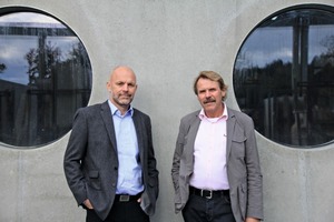  Owner Hermann Rudolph (right) and the new Managing Director, Rupert Knollmeier (left), in the factory yard  