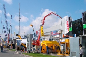  Abb. 1 Außengelände des Crocus Expo-Geländes zur CTT in Moskau 2009.  