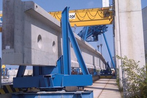  → 4 Geometry of the prestressed concrete girder of 56 m length  