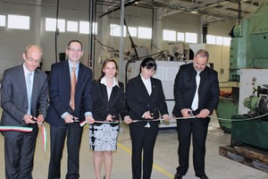  Opening of the new Schöck plant in Pilis, Hungary: Dr. Harald Braasch, Thomas Stürzl, Eszter Horváth, Simó Gábor Csabáné and Tibor Laczkó (from left to right) 
