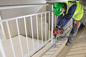  The new working principle of the HUS3 screw anchor makes it possible to install railings close to the edge of the structural component 