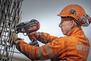  Skilled workers at precast plants confirm that tying with the Max Rebar-Tier puts only little strain on back and joints 