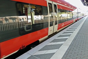  Installation of Modula Flex slabs as a supplementary system enabled alignment of the distance of the conventional platform edge to the new track gradient 