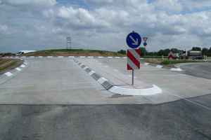  In designing the traffic circle in Landau, Germany, Silikal R 17 thix was used 