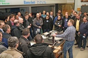  <div class="bildtext_en">… or at one of the hands-on workshops </div> 