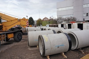  400 reinforced-concrete jacking pipes were installed and expertly connected to each other 