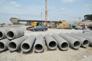  Planning engineers decided to specify ­reinforced-concrete pipes conforming to FBS quality standards for the road pavement drainage line in project section 6 between Steinhagen and Halle 