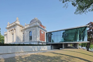  View from the south of the restored old building, which received the glazed addition on its east side 