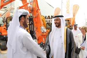  INTERMAT bringt die Aussteller zusammen mit Einkäufern aus dem Nahen Osten, Afrika und Asien.↗ www.intermat-middleeast.com 