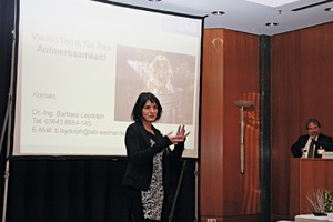  After a good start in 2014, the second IAB Science Days were again ­successful; here the organizers Dr.-Ing. Ulrich Palzer (right), the Institute Director, and ppa. Dr.-Ing. Barbara Leydolph, Head of Research Department Building Materials 