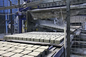  <div class="bildtext_en">The paver washing plant of the new circulation line at Kost Bet</div> 