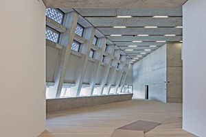  Spatial experience due to clear lines: PCs Corbels connect beams to ­inclined columns 